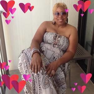 Meet your Posher, Valerie